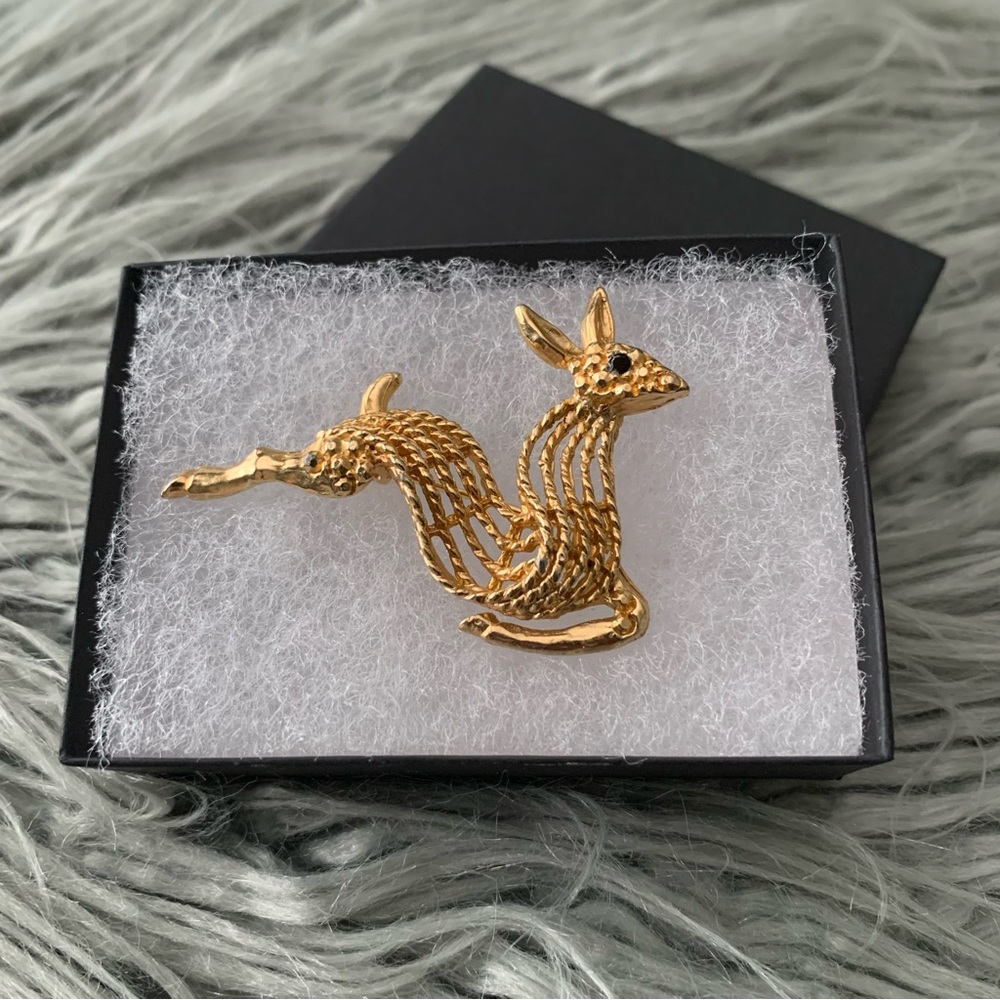 Vintage Giselle Antelope Brooch Pin